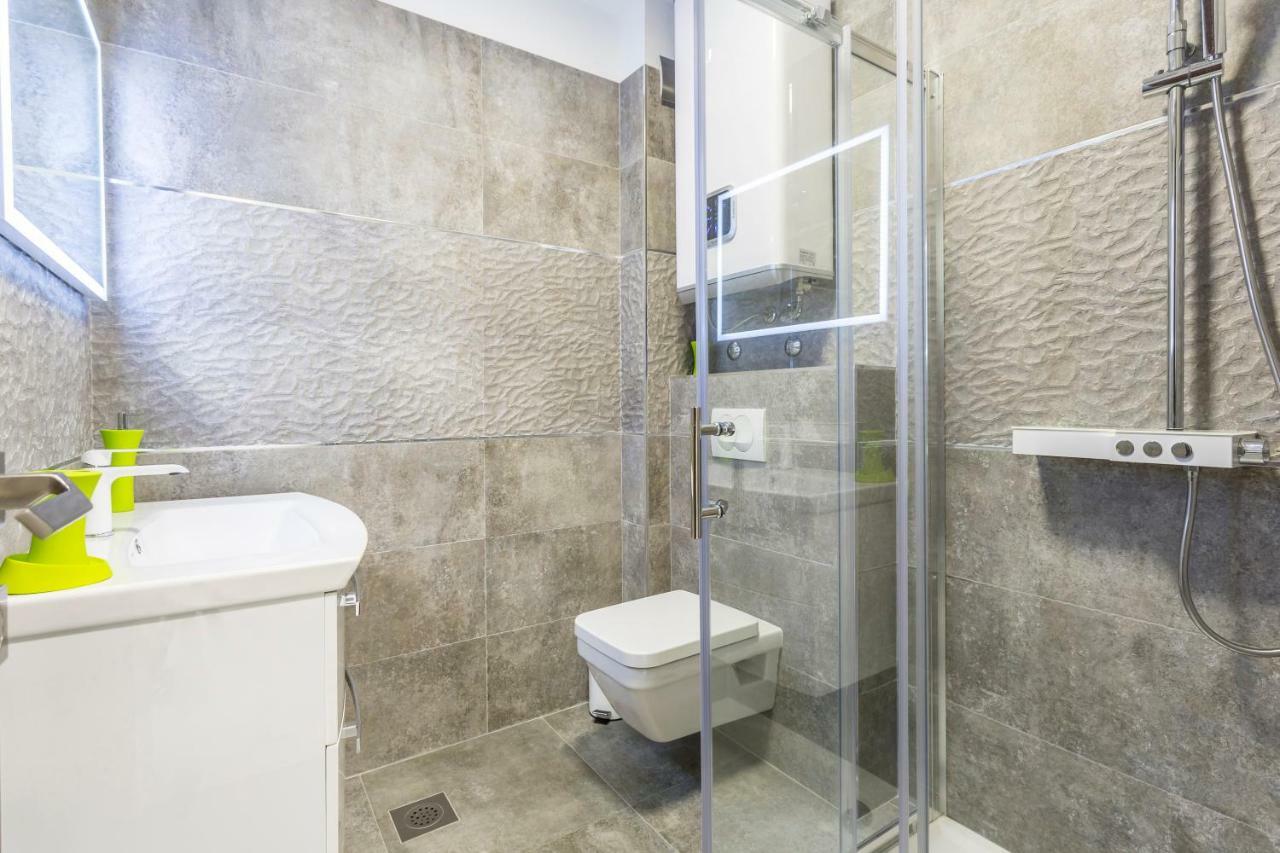 Sea Pearl Luxury Apartment Podstrana Exterior photo