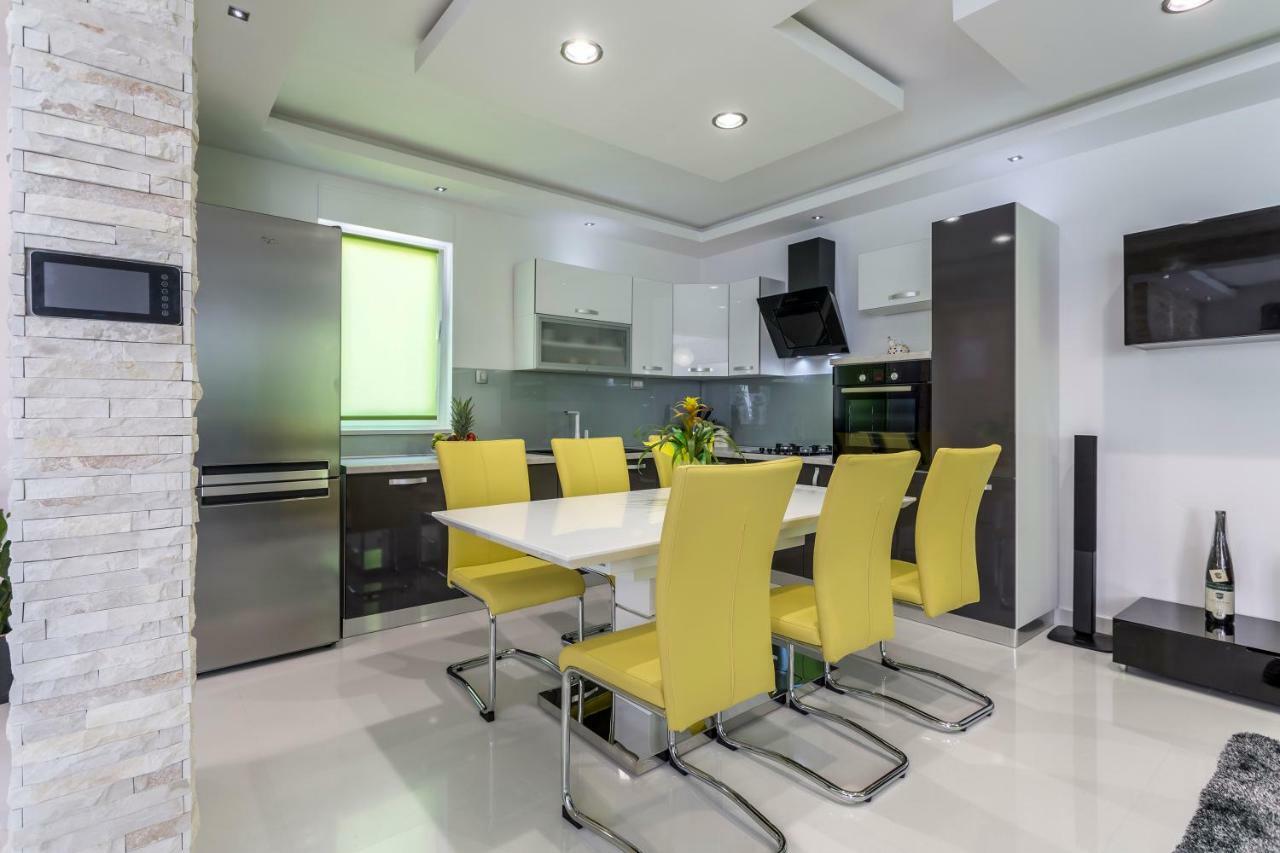 Sea Pearl Luxury Apartment Podstrana Exterior photo